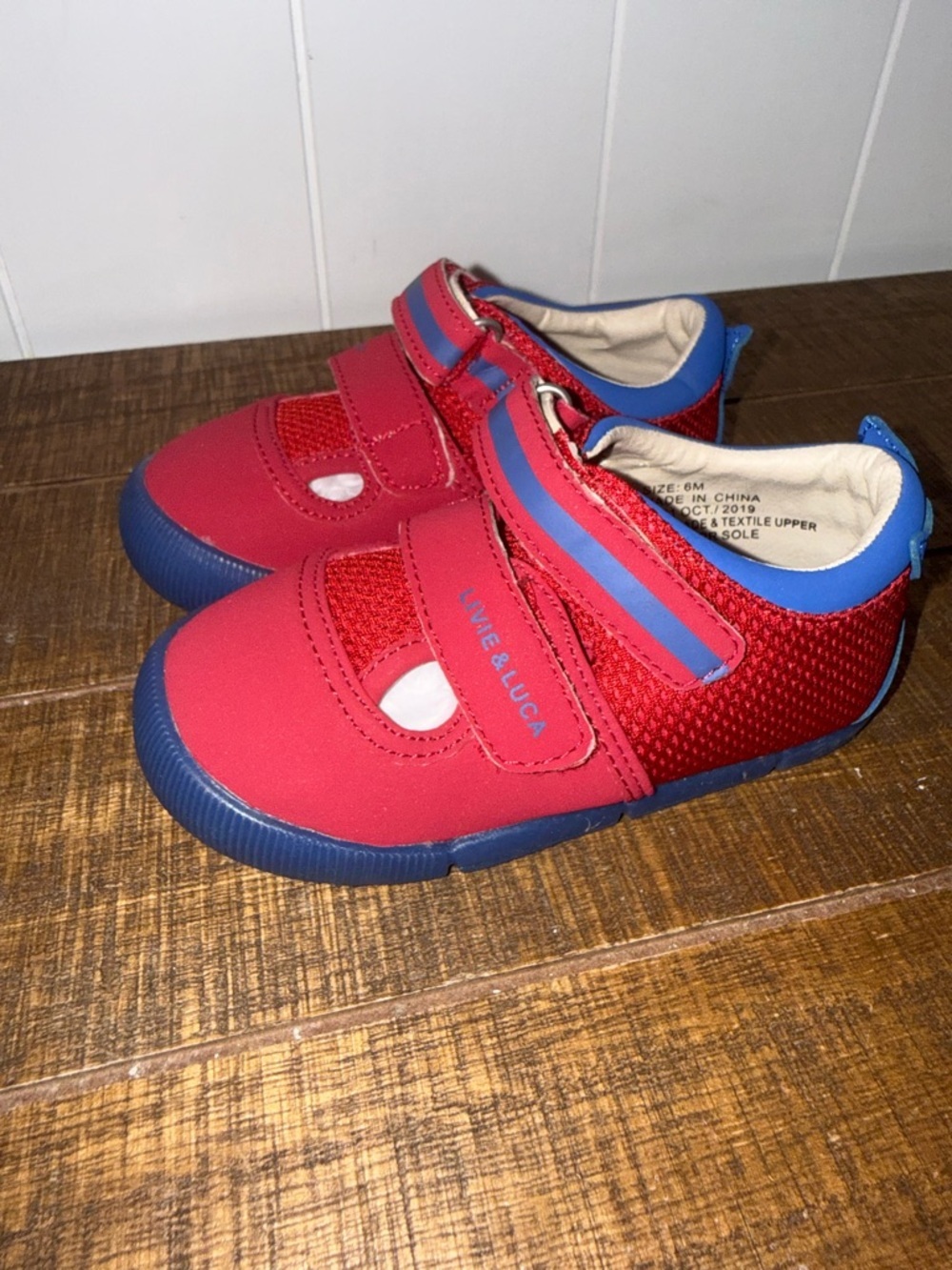 ⭐NWT Livie and Luca Boy Red Velcro Shoes Nimble Whale